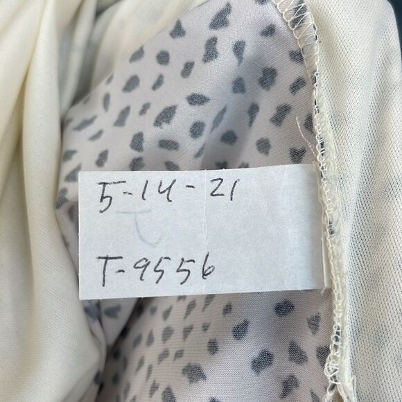 Gilli Gathered-Side Top - Picture 6 of 6